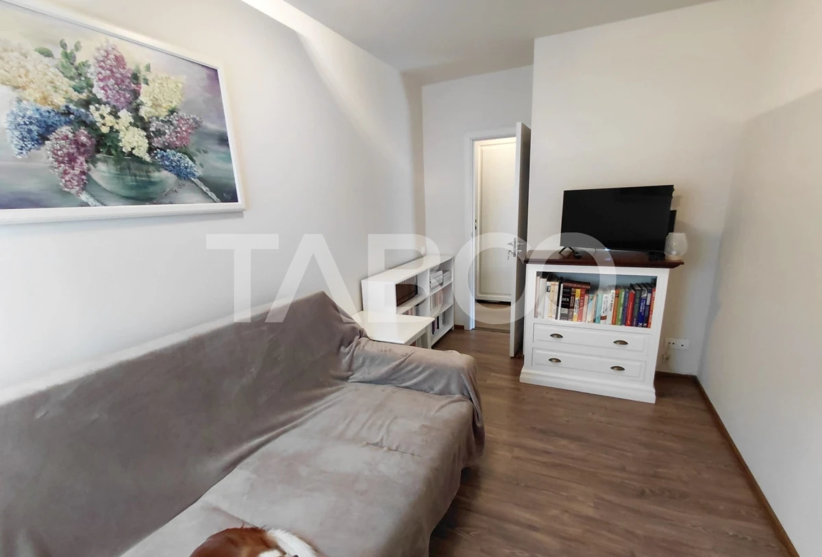 Apartament cu 2 camere decomandat de vanzare in Borhanci cu terasa - 2