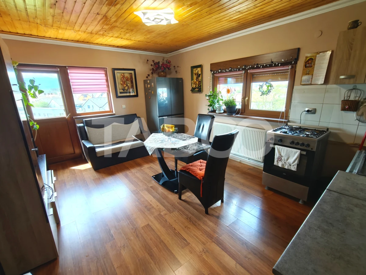 Apartament 2 camere cu balcon si priveliste spre munti - Comision 0% - 3