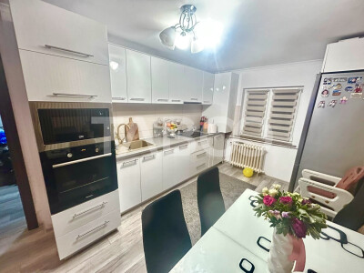Apartament cu 3 camere de vanzare Marasti decomandat langa Kaufland