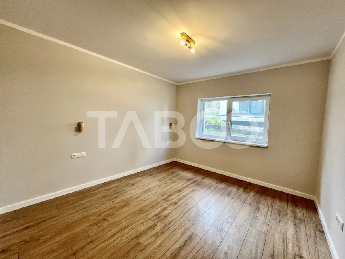 Apartament 3 camere 2 bai cu priveliste spre munti si loc de parcare - 4