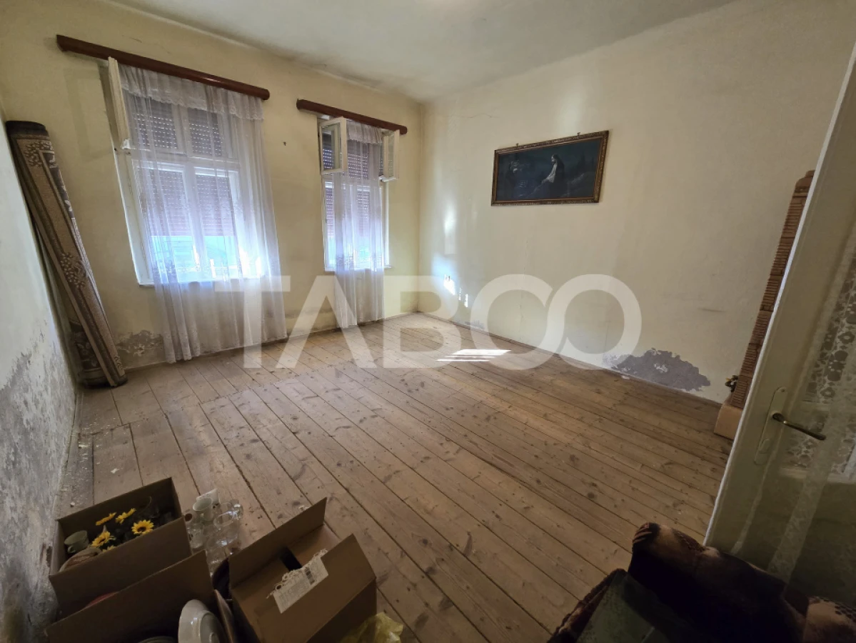 Casa tip duplex de vanzare la curte comuna pivnita in Piata Cluj Sibiu - 4