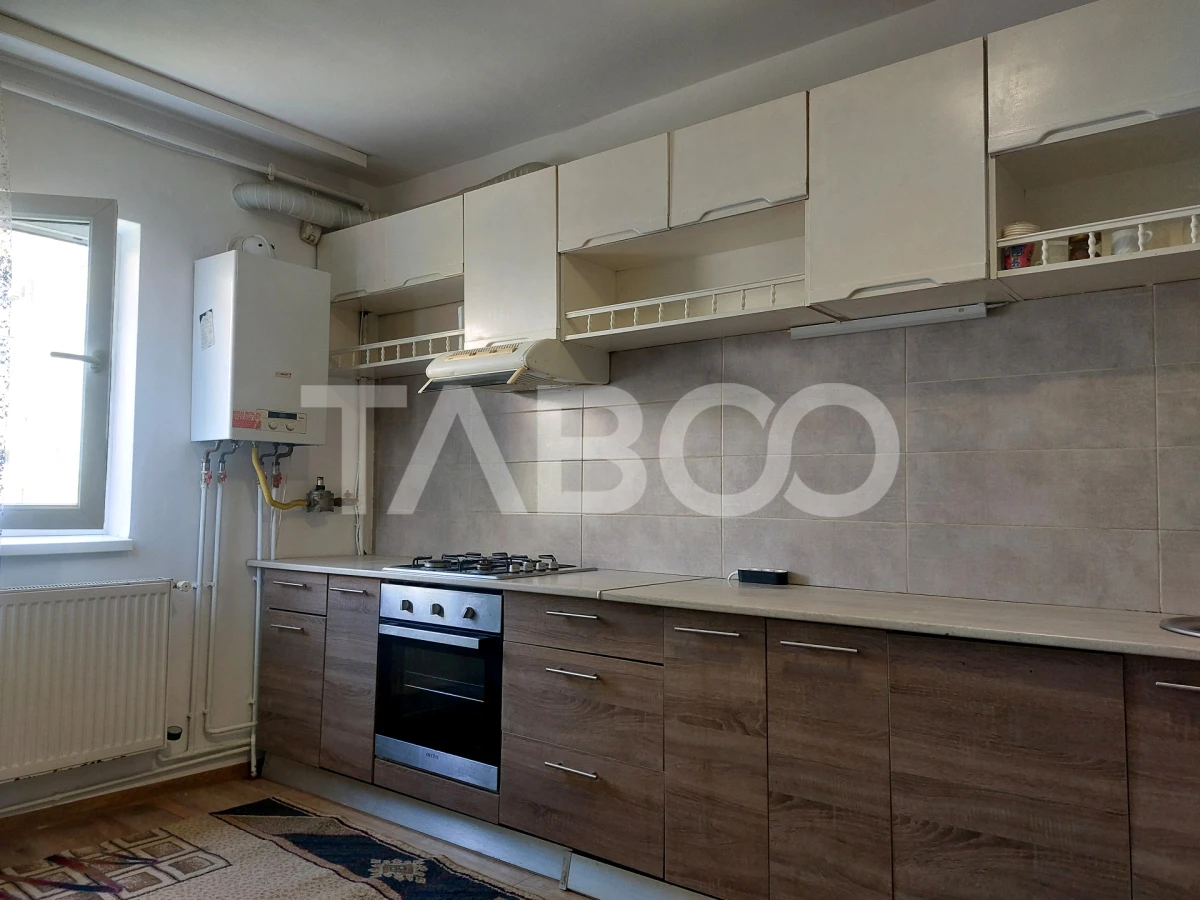 Apartament spatios 2 camere decomandate pivnita zona Dioda Sibiu - 7