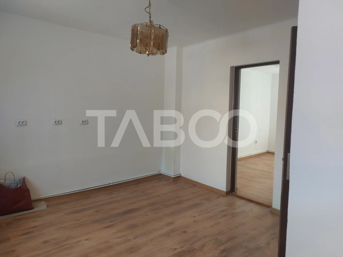 Apartament la curte 35mp 2 camere pivnita gradina str Magurii Cisnadie - 3