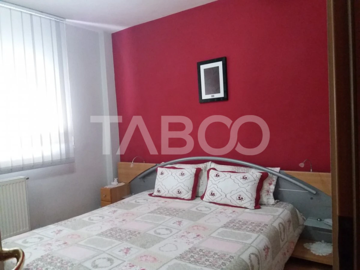 Apartament decomandat 3 camere 2 bai etaj 3 balcon zona buna Cisnadie - 5