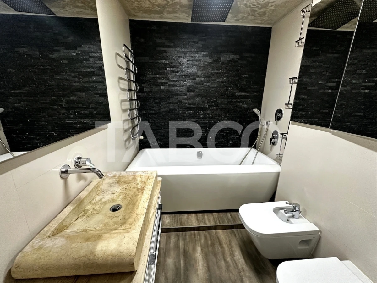 Apartament de vanzare 4 camere ultrafinisat etaj 1 zona Strand Sibiu - 7