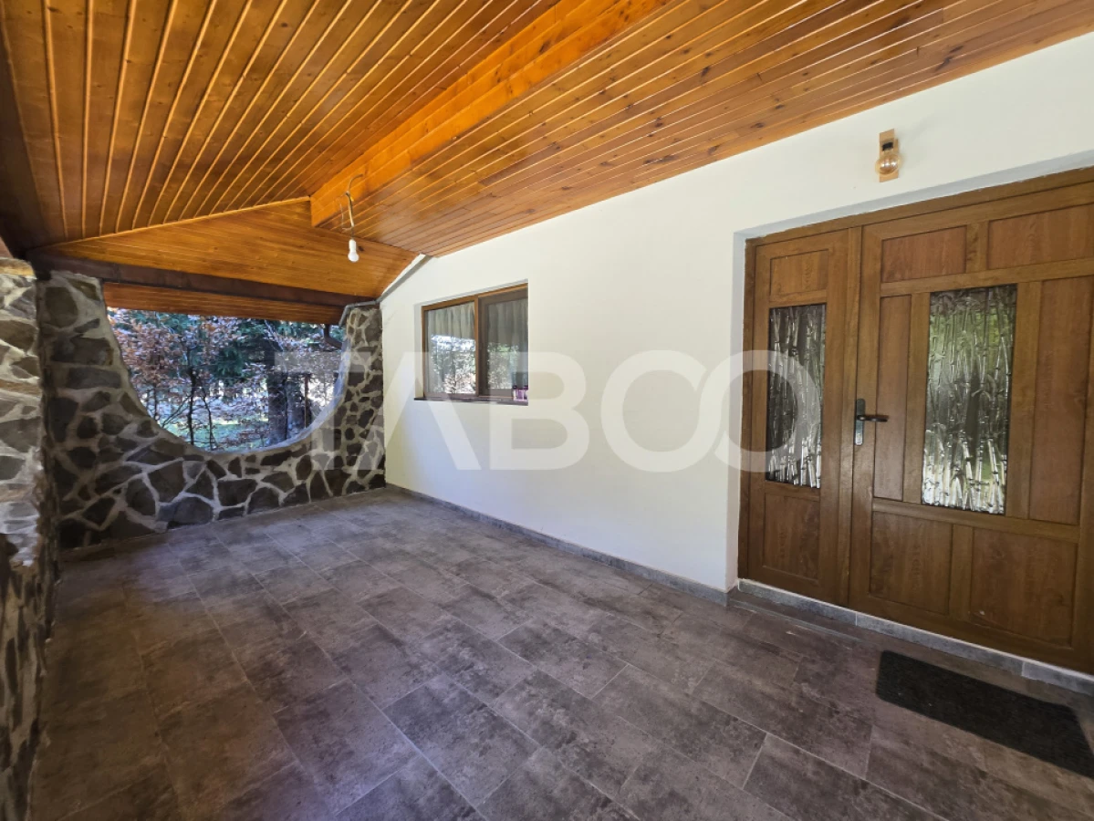 Casa de vacanta noua de vanzare 278 mp curte 855mp Valea Avrigului - 8