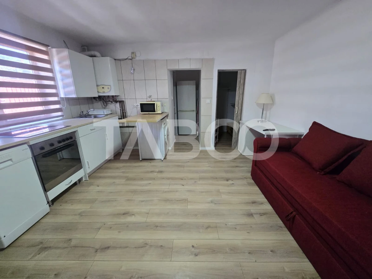 Garsoniera la casa de inchiriat 25mp gradina curte zona Lazaret Sibiu - 2