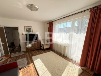 Apartament cu 3 camere de vanzare in Manastur zona Baza Sportiva