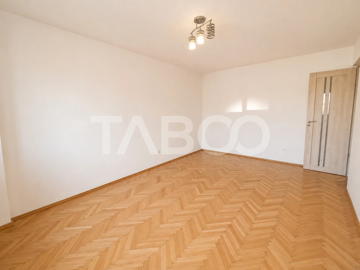 Strand Apartament decomandat de vanzare 2 camere balcon etaj 4 pivnita - 5