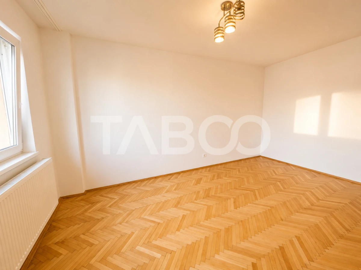 Strand Apartament decomandat de vanzare 2 camere balcon etaj 4 pivnita - 3