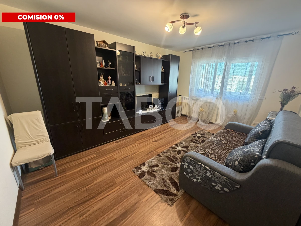 Apartament 3 camere complet renovat mobilat si utilat zona 1 Decembrie - 1