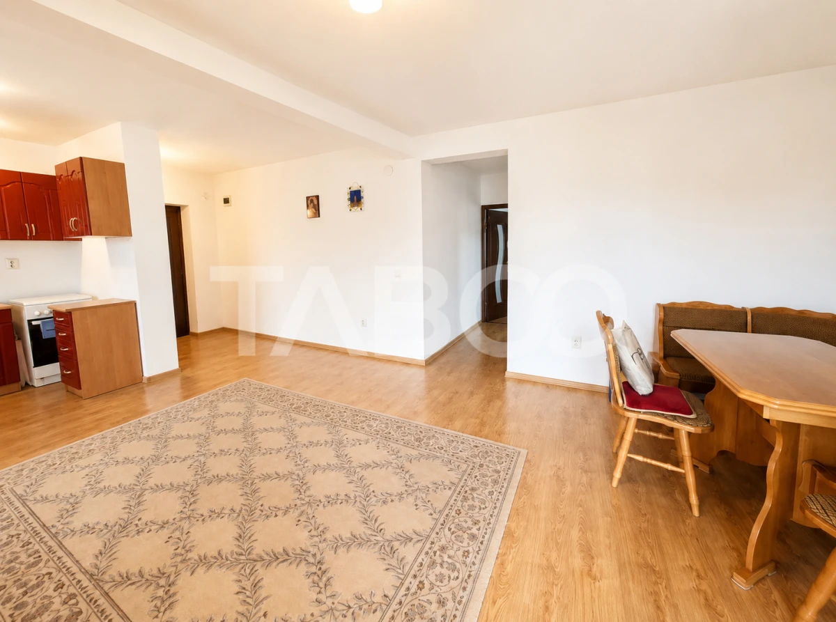 Apartament decomandat 2 camere si balcon Selimbar Brana - 2