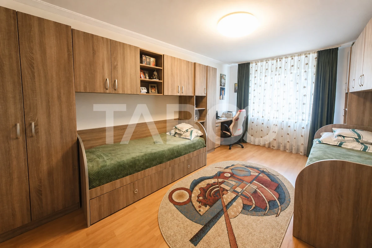 Apartament modern de vanzare 2 camere pivnita Vasile Aaron - 8
