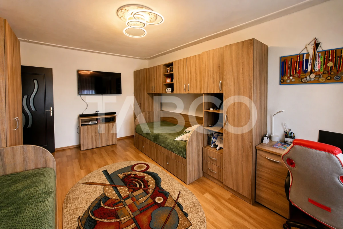 Apartament modern de vanzare 2 camere pivnita Vasile Aaron - 3