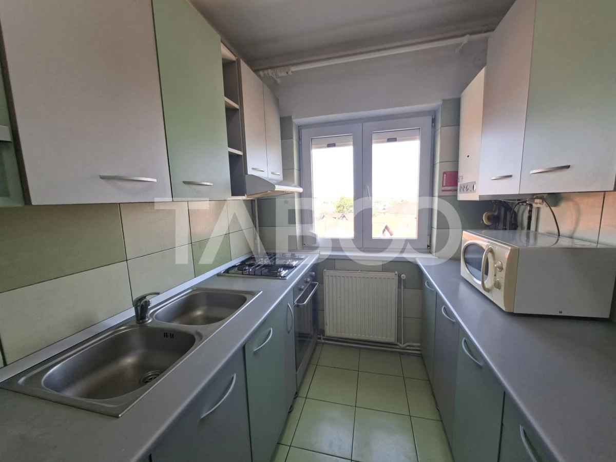 Apartament cu 2 camere balcon pivnita de vanzare strada Vasile Aaron - 10