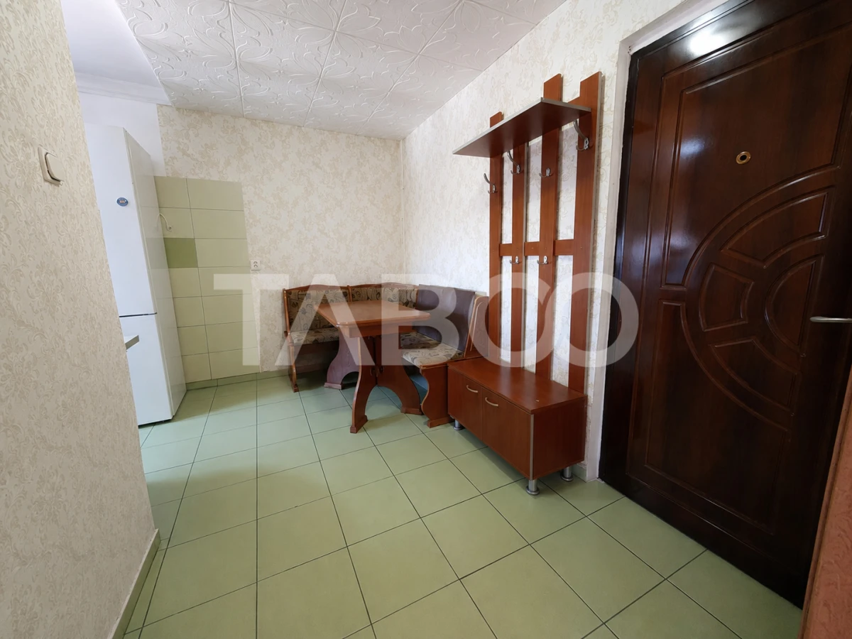 Apartament cu 2 camere balcon pivnita de vanzare strada Vasile Aaron - 7