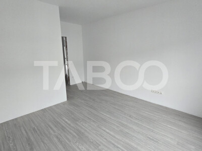 Apartament cu 3 camere camara si parcare de vanzare in Doamna Stanca