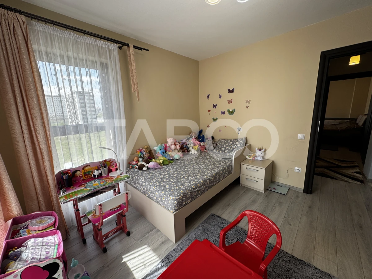 Apartament decomandat 3 camere 66 mpu 2 balcoane parcare Doamna Stanca - 7