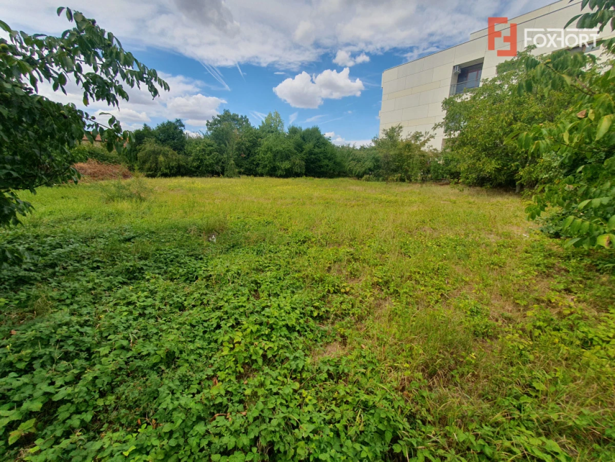 Teren intravilan 1510 mp, front stradal 34 m, zona Brancoveanu - 2