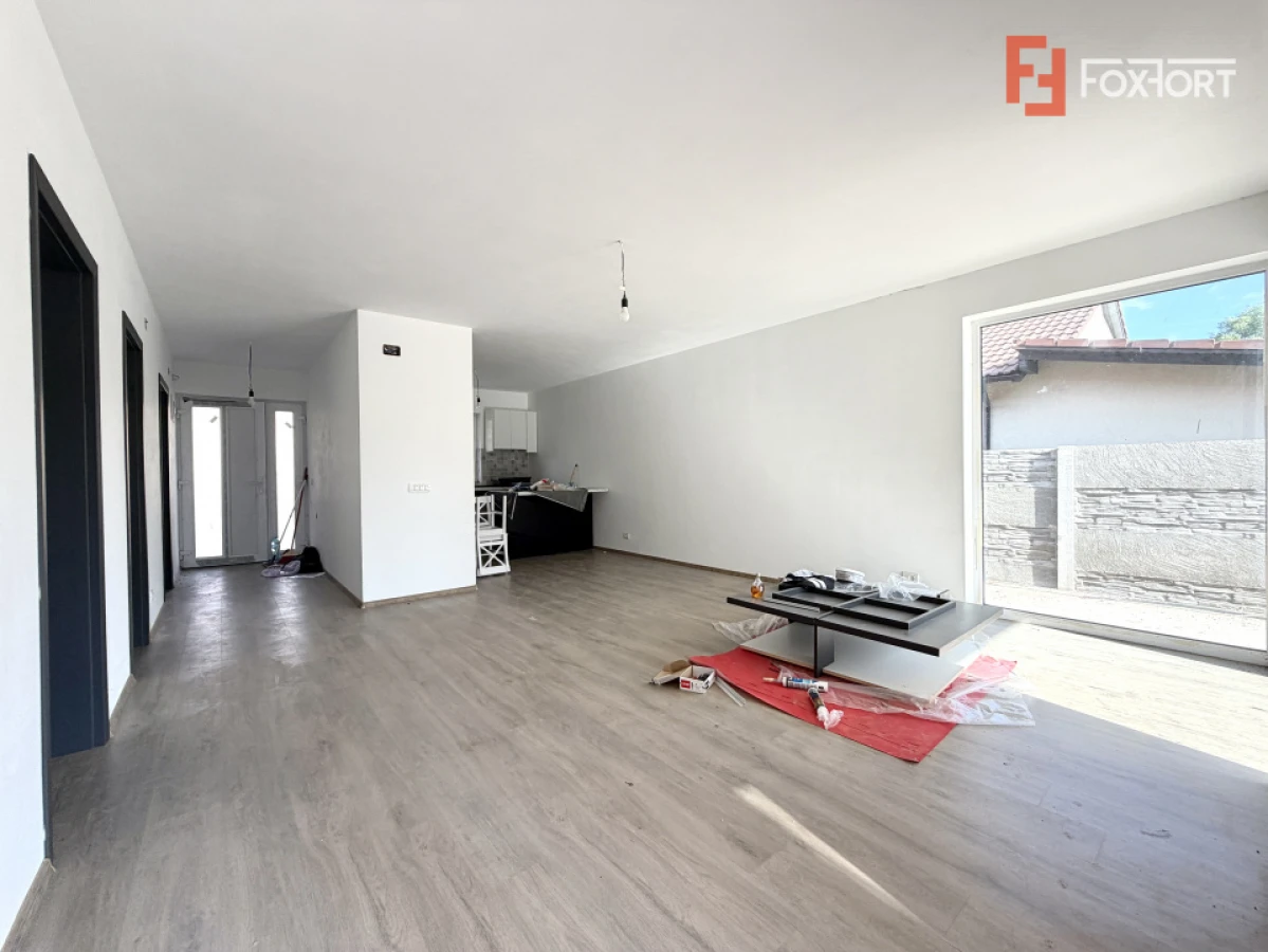 Casa individuala pe parter cu 3 camere, finisata in Sanmihaiu Roman - 3