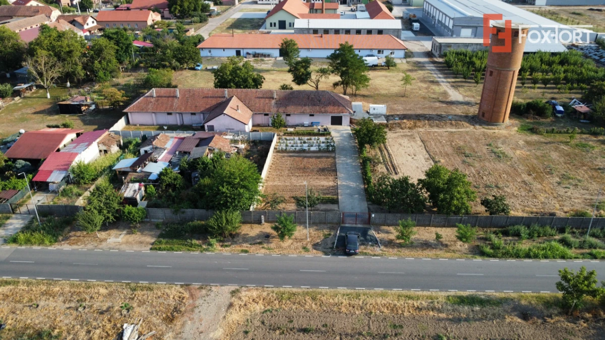 Spatiu de productie, 10 incaperi, 382 mp utili, 1800 mp teren, Peciu Nou - 7