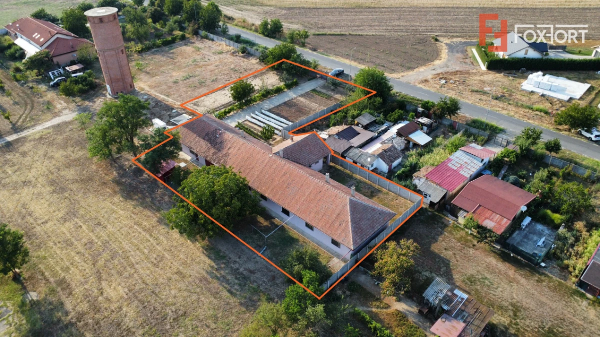 Spatiu de productie, 10 incaperi, 382 mp utili, 1800 mp teren, Peciu Nou - 4