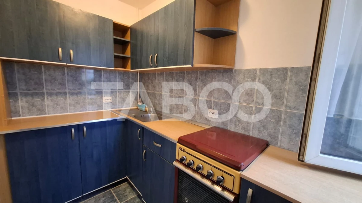 Apartament 3 camere de vanzare semidecomandat 45 mp zona Vasile Aaron - 7