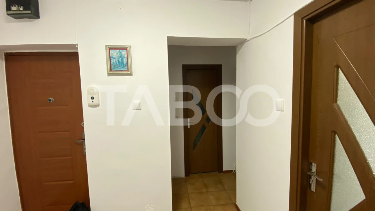 Apartament decomandat de inchiriat 2 camere 56 mpu si balcon 6 mp - 7