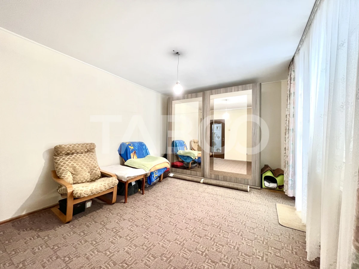Apartament cu 4 camere de vanzare in Manastur bloc izolat termic - 2