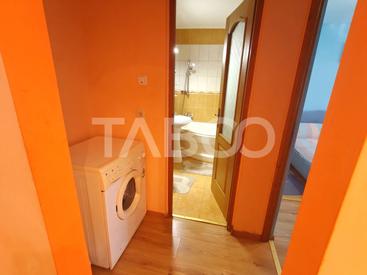 Apartament 4 camere 2 bai 2 balcoane -pivnita - etaj 1 - zona Turnisor - 10