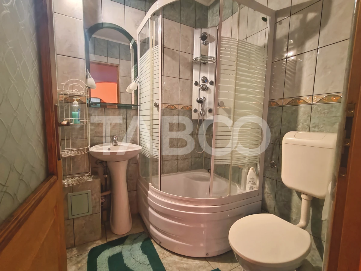 Apartament 4 camere 2 bai 2 balcoane -pivnita - etaj 1 - zona Turnisor - 9