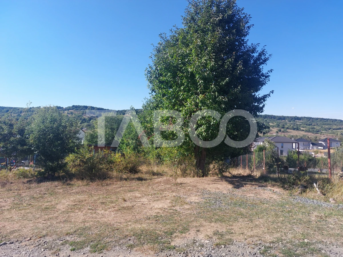 Teren intravilan 600 mp front stradal 16 m zona Muncel Cisnadie - 4