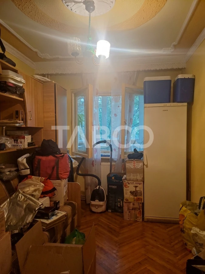 Apartament cu 4 camere de vanzare la etajul 1 in zona Vasile Aaron - 4