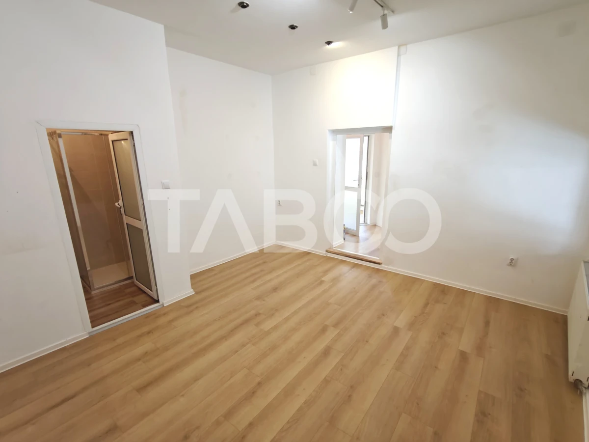 Apartament cu 2 camere si pivnita in Centrul Istoric Sibiu - 3