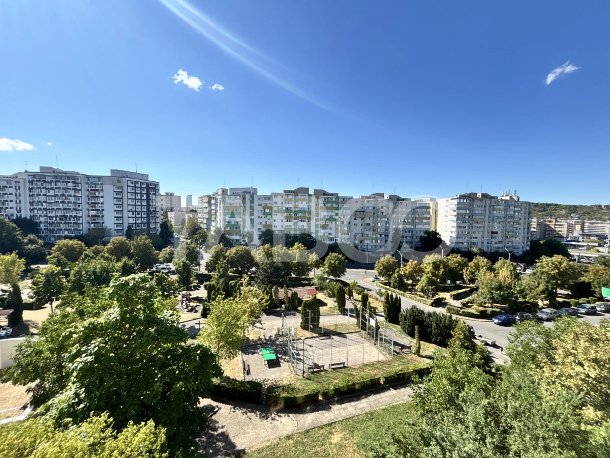 Apartament cu 3 camere decomandate balcon in zona Primaverii Manastur - 8
