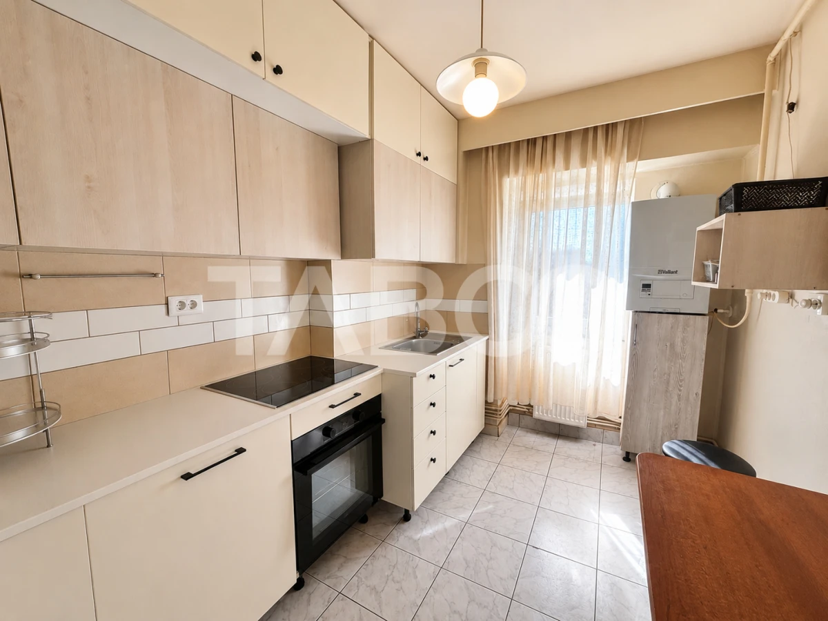 Apartament cu 3 camere decomandate balcon in zona Primaverii Manastur - 1