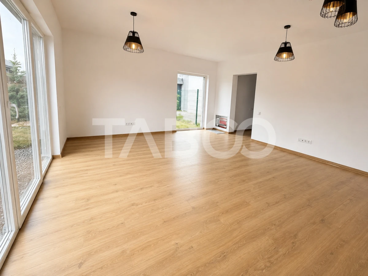 Duplex pe un singur nivel 3 camere 2 bai 235 mp teren in Talmaciu - 6