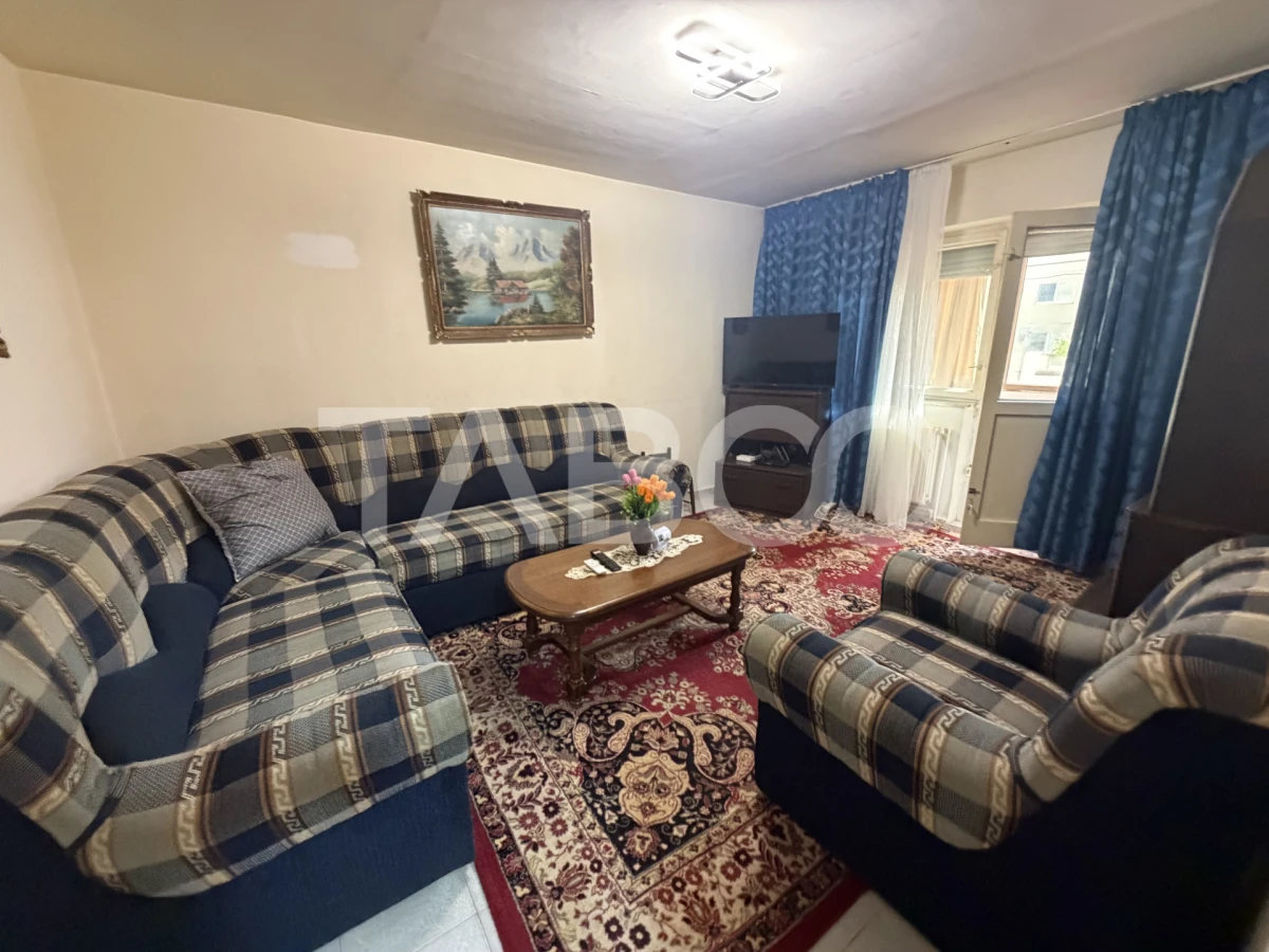 Apartament decomandat 80 mpu 3 camere 2 bai etaj 2 zona 1 Decembrie - 4