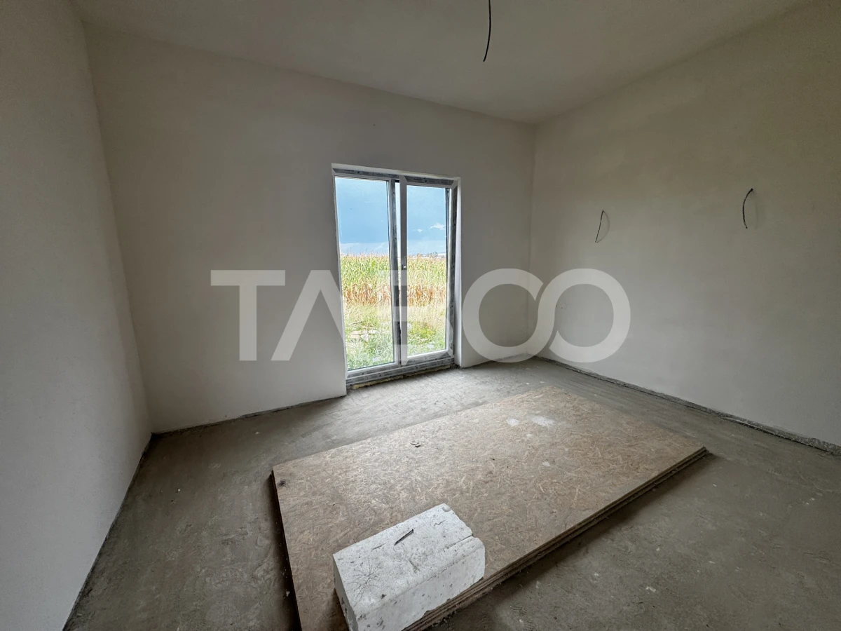 Casa individuala cu 5 camere carport si teren 478 mp Sura Mica Sibiu - 5