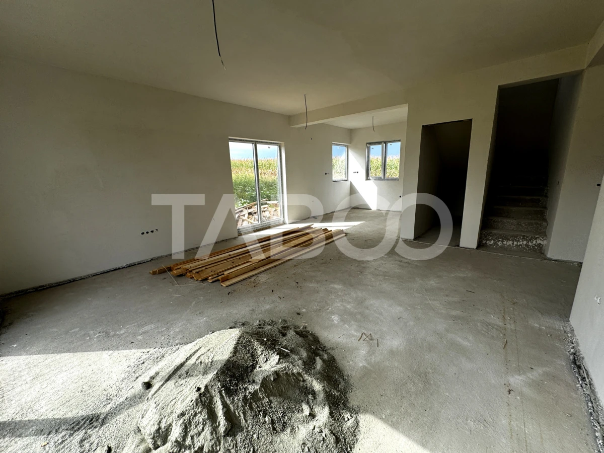 Casa individuala cu 5 camere carport si teren 478 mp Sura Mica Sibiu - 1