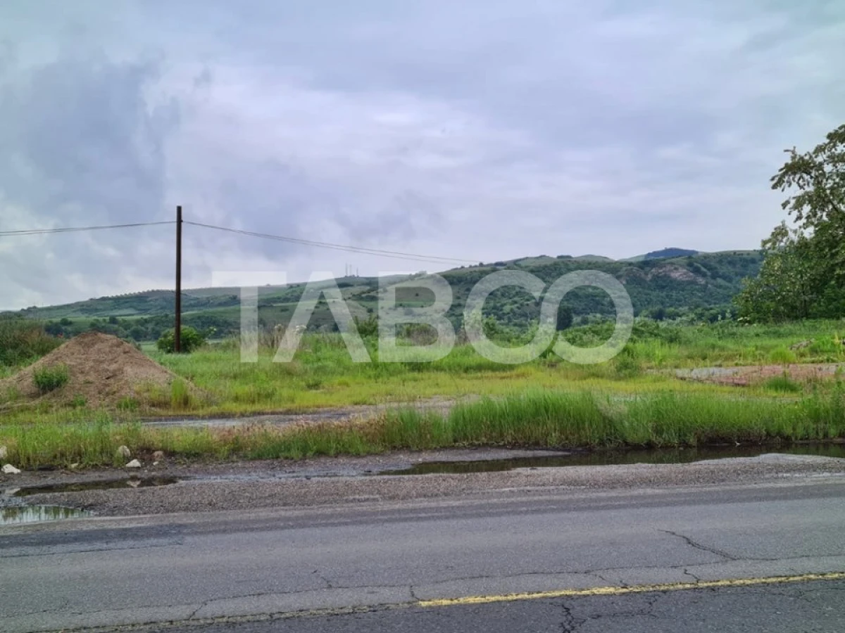 Teren intravilan 4100 mp de vanzare in Lancram - 4