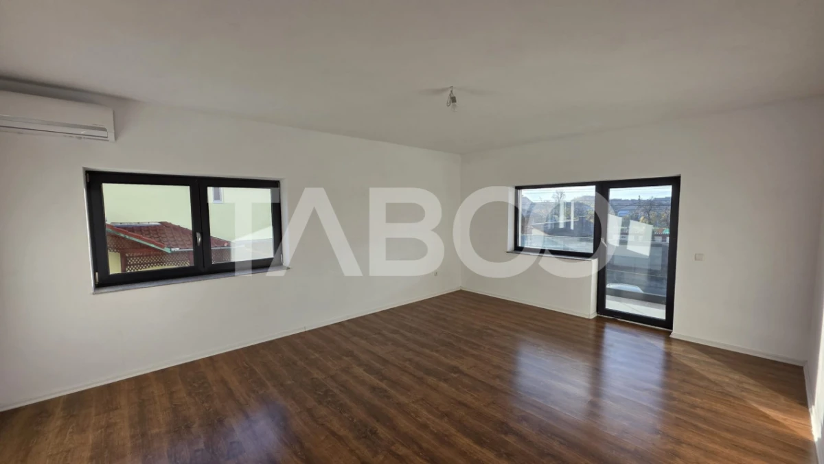 Apartament nou decomandat cu 3 camere de vanzare in Sebes - 1
