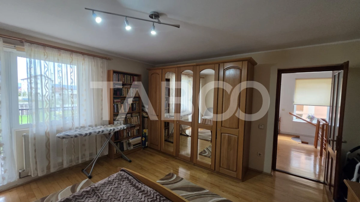 Duplex spatios de vanzare in Sebes Drumul Petrestiului - 8