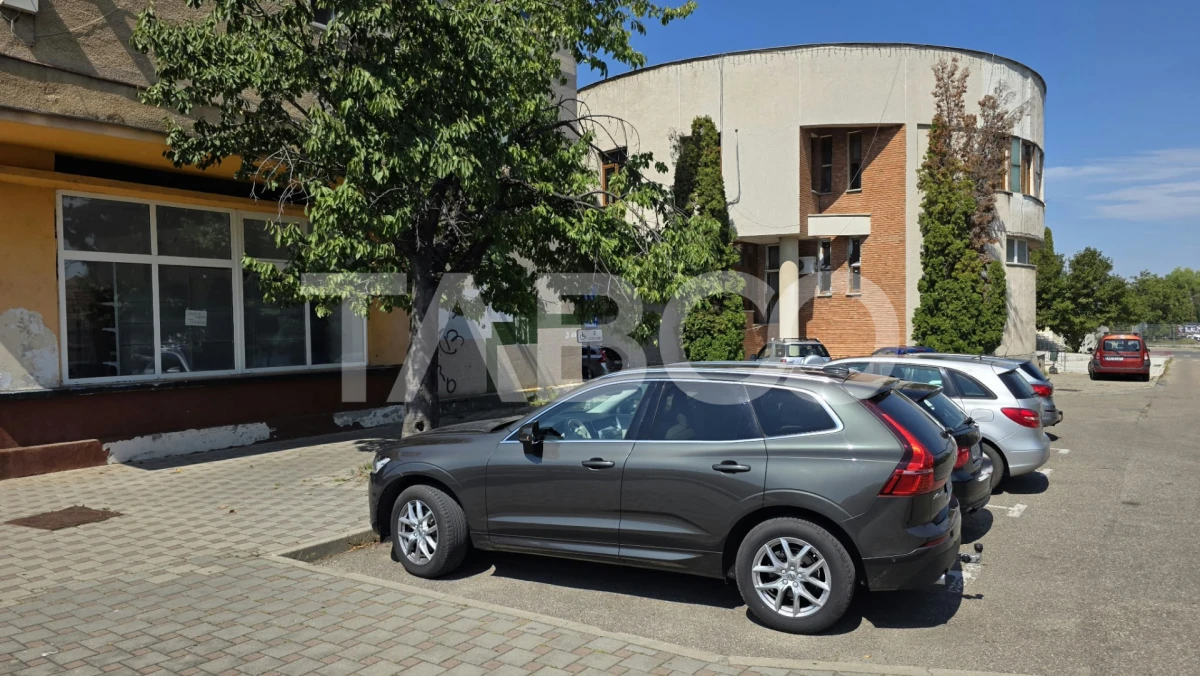 Spatiu comercial de vanzare in Cugir zona Primariei - 3