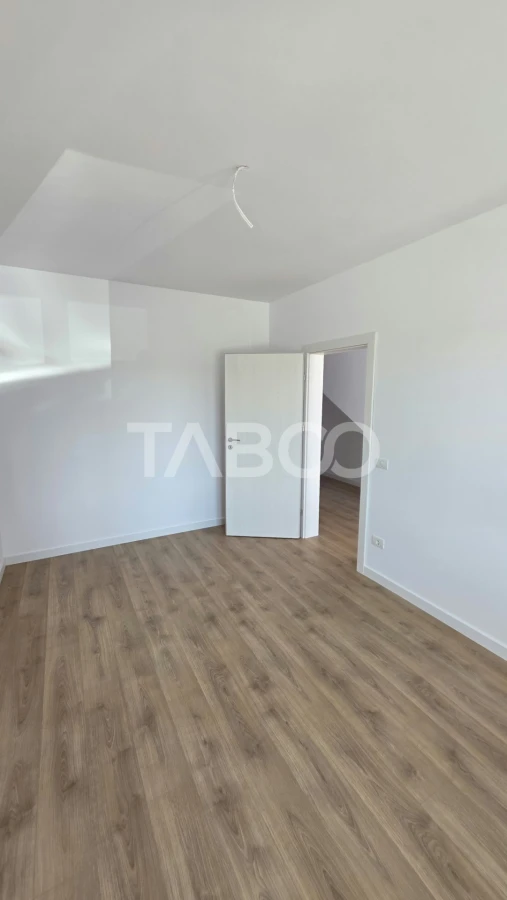 Apartament de vanzare nou nelocuit cu curte proprie si parcare - 10