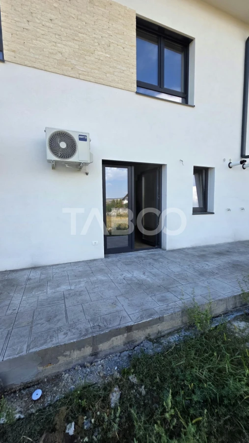 Apartament de vanzare nou nelocuit cu curte proprie si parcare - 7