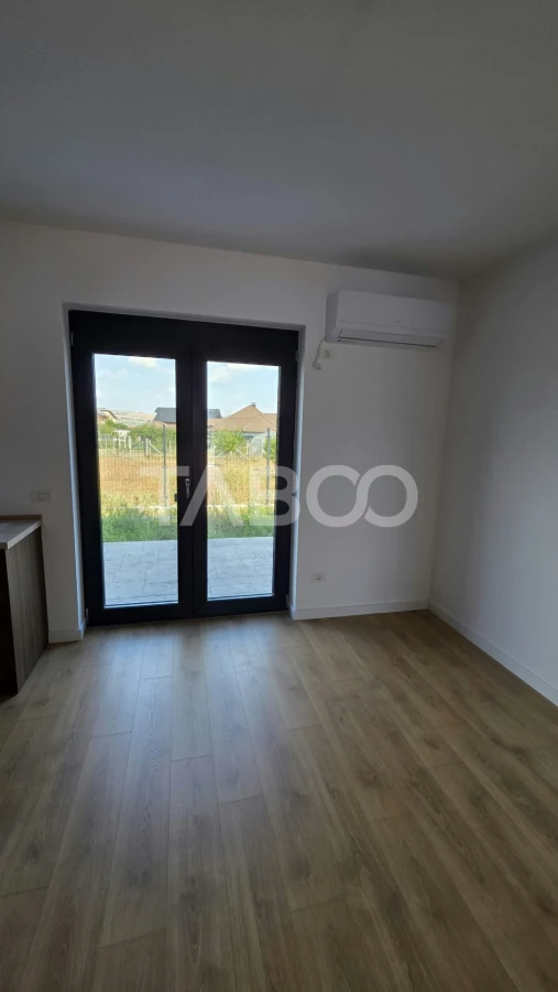 Apartament de vanzare nou nelocuit cu curte proprie si parcare - 6