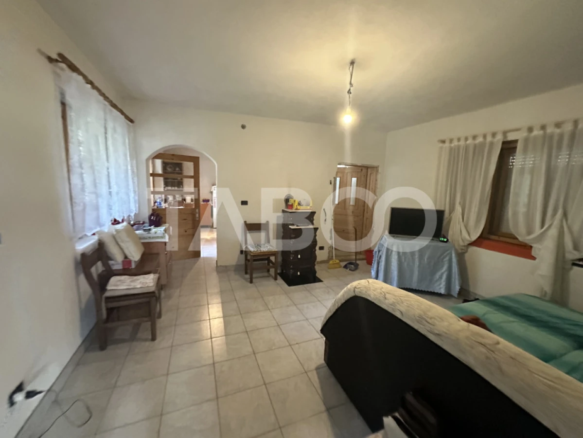 Casa 3 camere 5335 teren liber garaj si anexe in Sinca Veche - 8