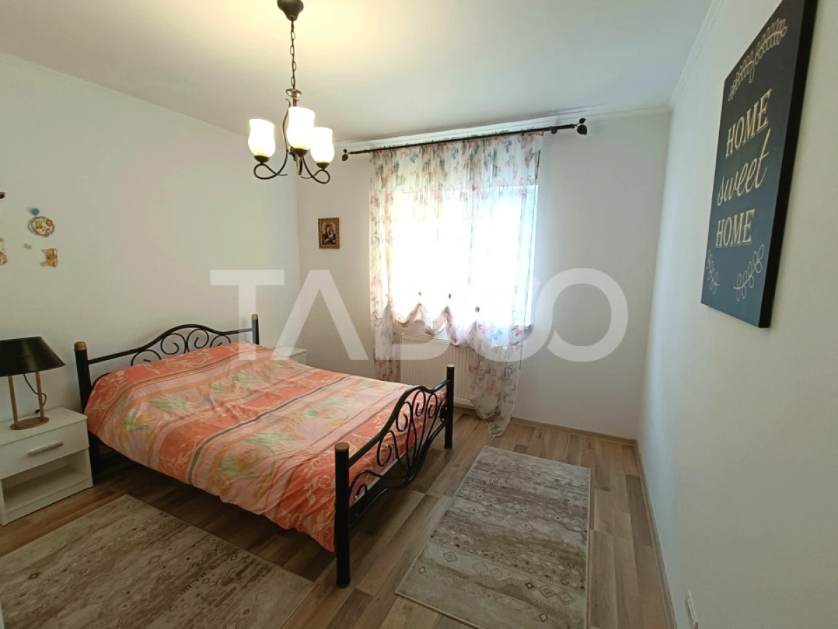 Apartament modern cu 2 camere decomandate si loc de parcare - etaj 2 - 10