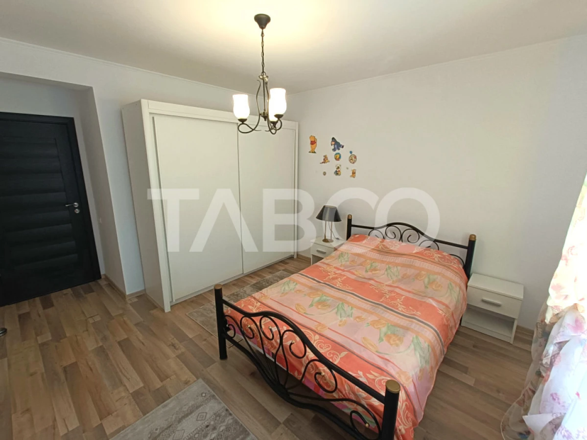 Apartament modern cu 2 camere decomandate si loc de parcare - etaj 2 - 9